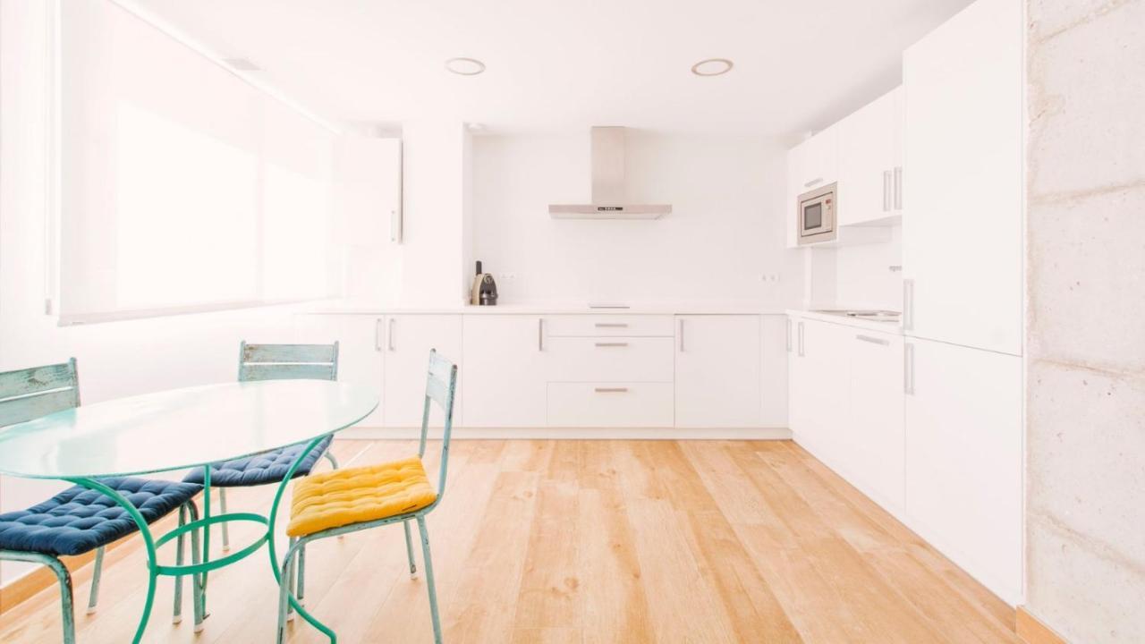 Cruise Apartment Малага Екстериор снимка