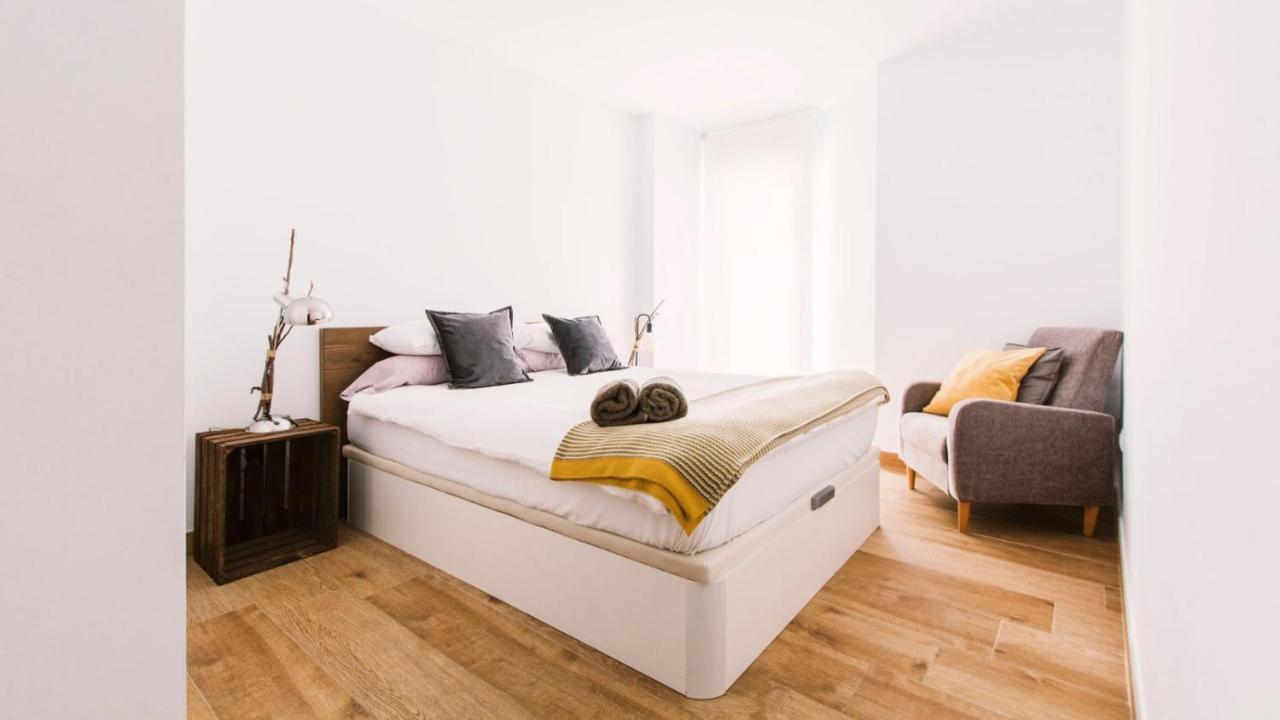 Cruise Apartment Малага Екстериор снимка